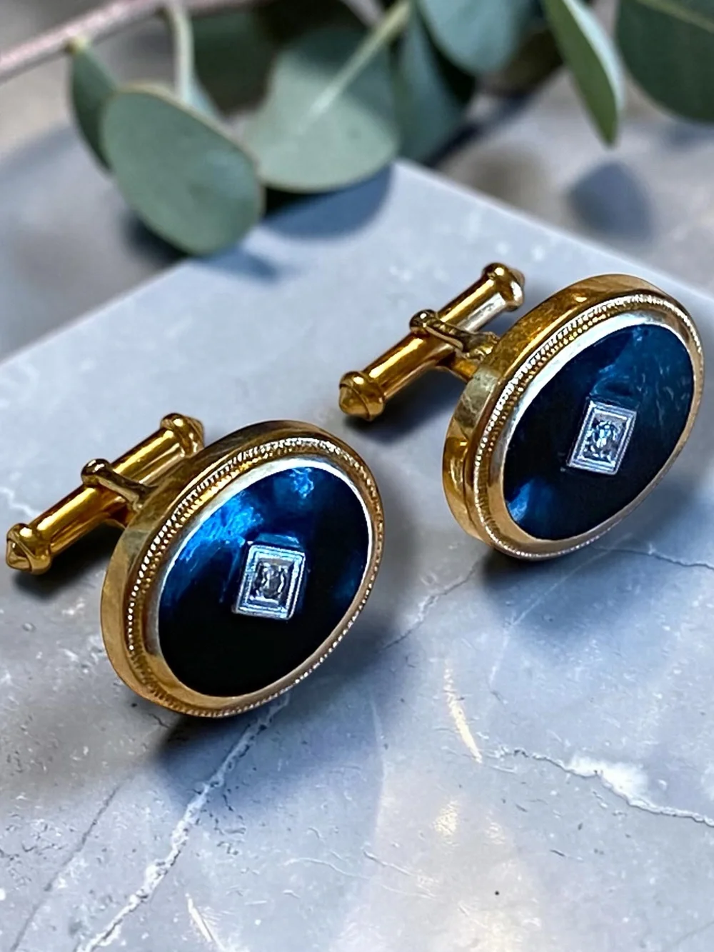 Vintage Estate Big and Bold 10k 14k Yellow Gold ONYX and DIAMOND Oval Cufflinks!